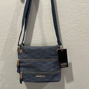 Jones New York Signature Purse w/ tag